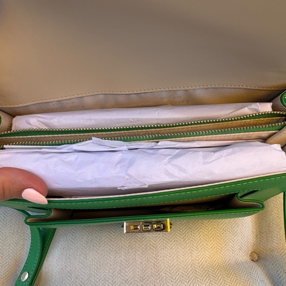 NWT Kate Spade Small Voyage Grain Bag in fresh green color - Picture 9 of 10